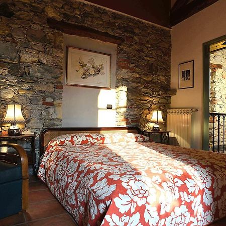 Il Cortile - Casa D'Artista Bed and Breakfast Casalzuigno Buitenkant foto